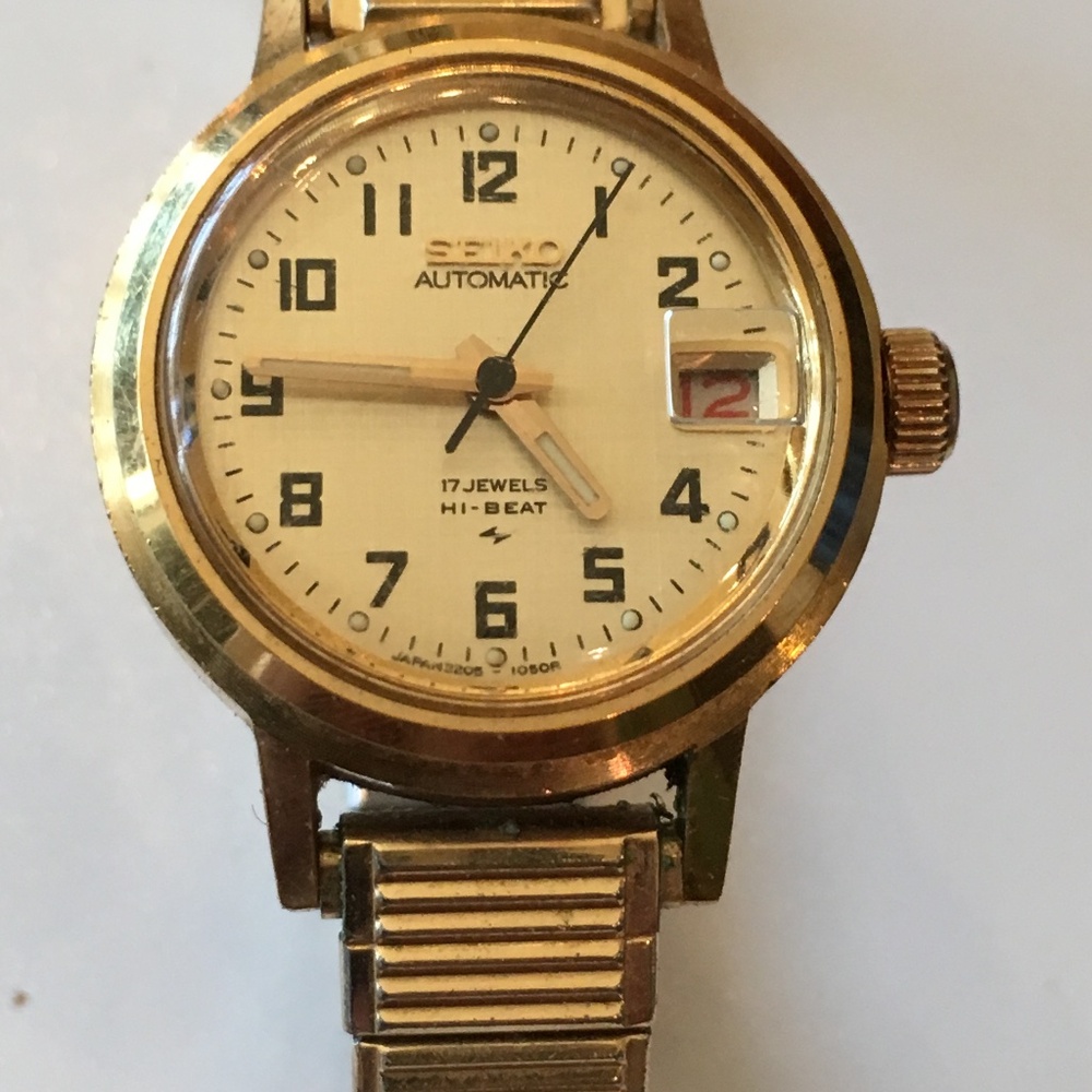 1980s Seiko 17 jewel day watch with original stretch band. Works! - Picture 9 of 9